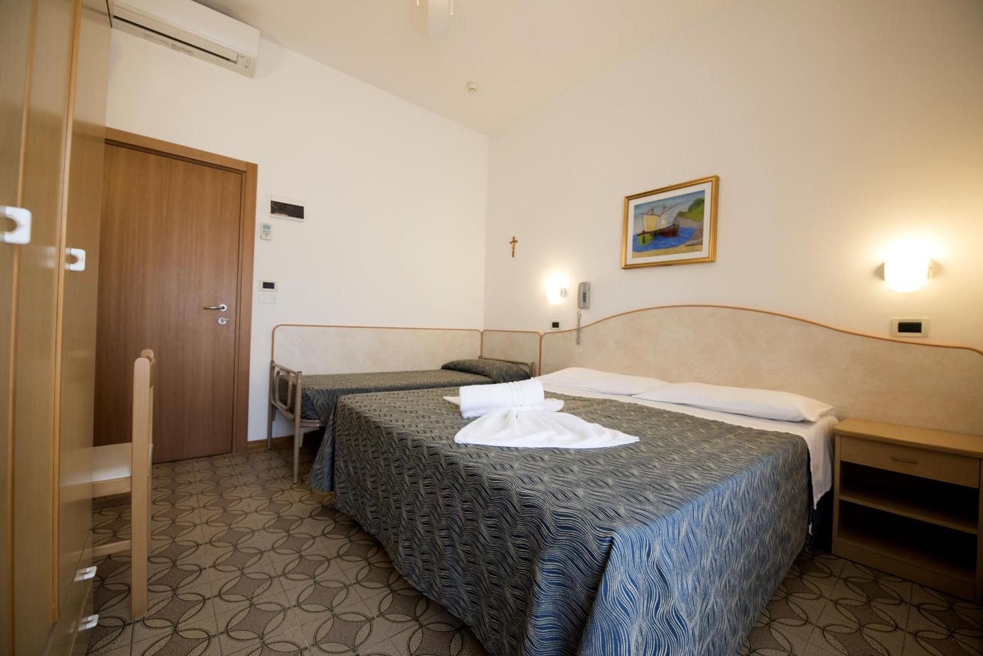 Hotel Seven Rimini Pokój zdjęcie